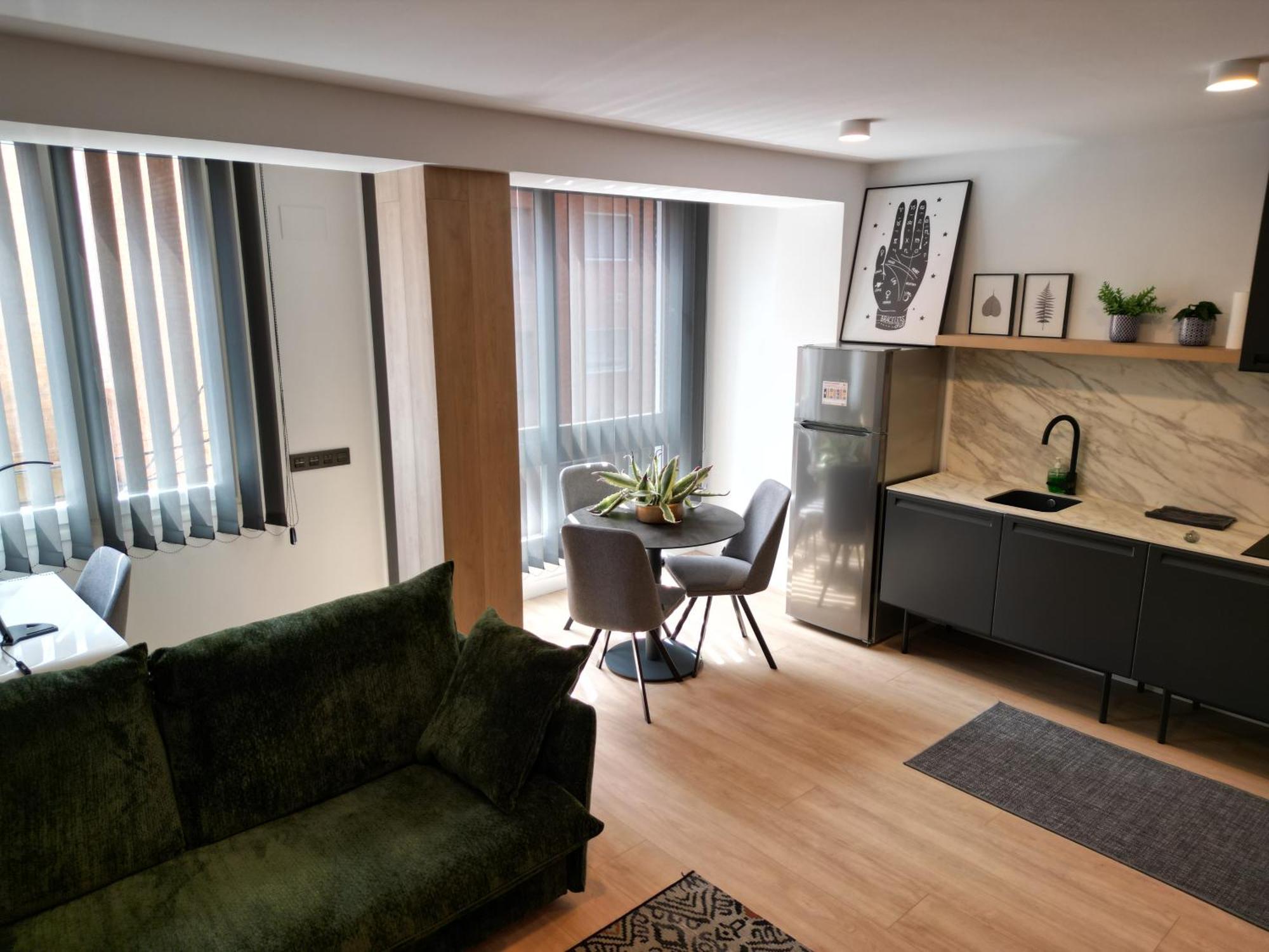 Apartaments Turistics Cardona IV Exteriör bild